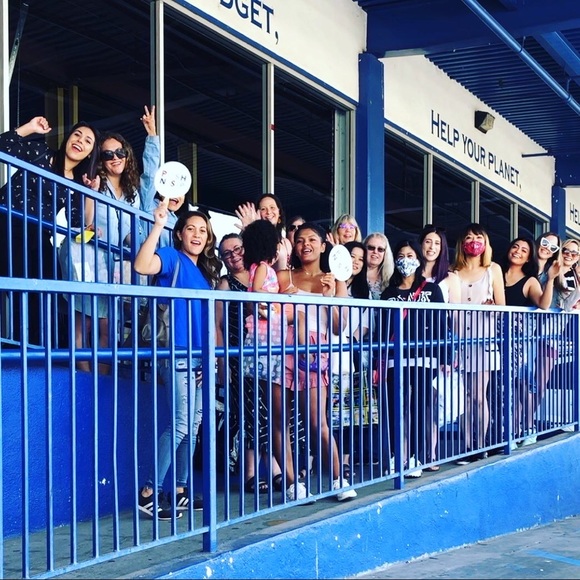 POSH N SIP ANNOUNCEMENTS / POSHMARK’S 12th BIRTHDAY CELEBRATION BURBANK, CA - Picture 6 of 14